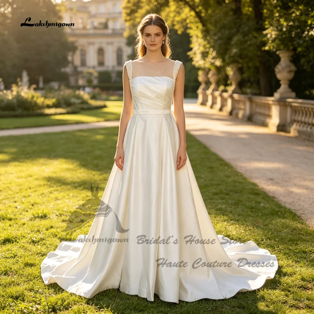 Lakshmigown Bescheidenes Satin-Hochzeitskleid für die Braut 2027 Quadratischer Ausschnitt A-Linie Weiße Brautkleider mit Perlen und Spaghettiträgern Maßanfertigung – Detail 7