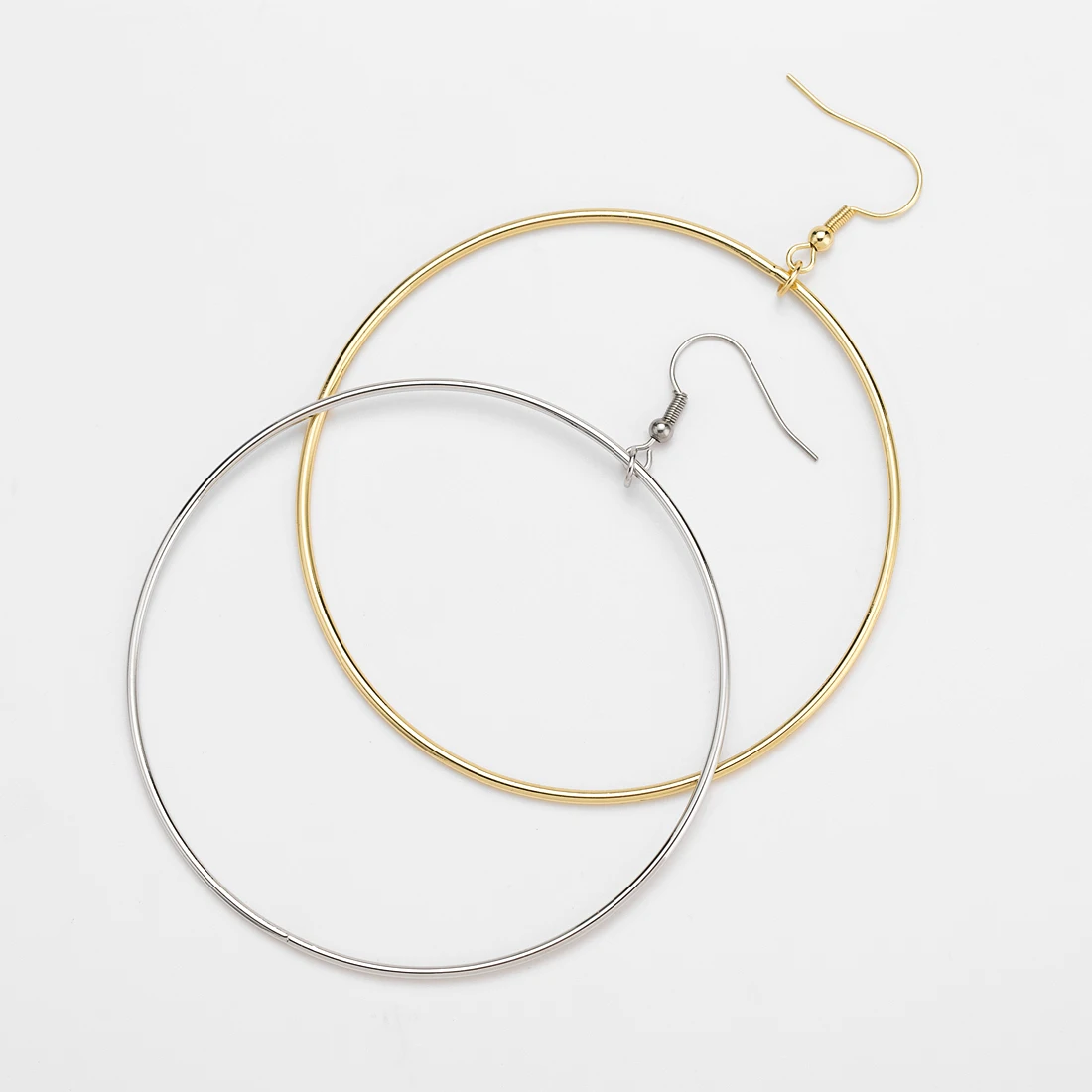 A Pair 70mm Y2K Fashion Big Circle Hoop Dangle Earrings Minimalist Charm Iron Ear Hook For Women Jewelry Accessories Wholesale