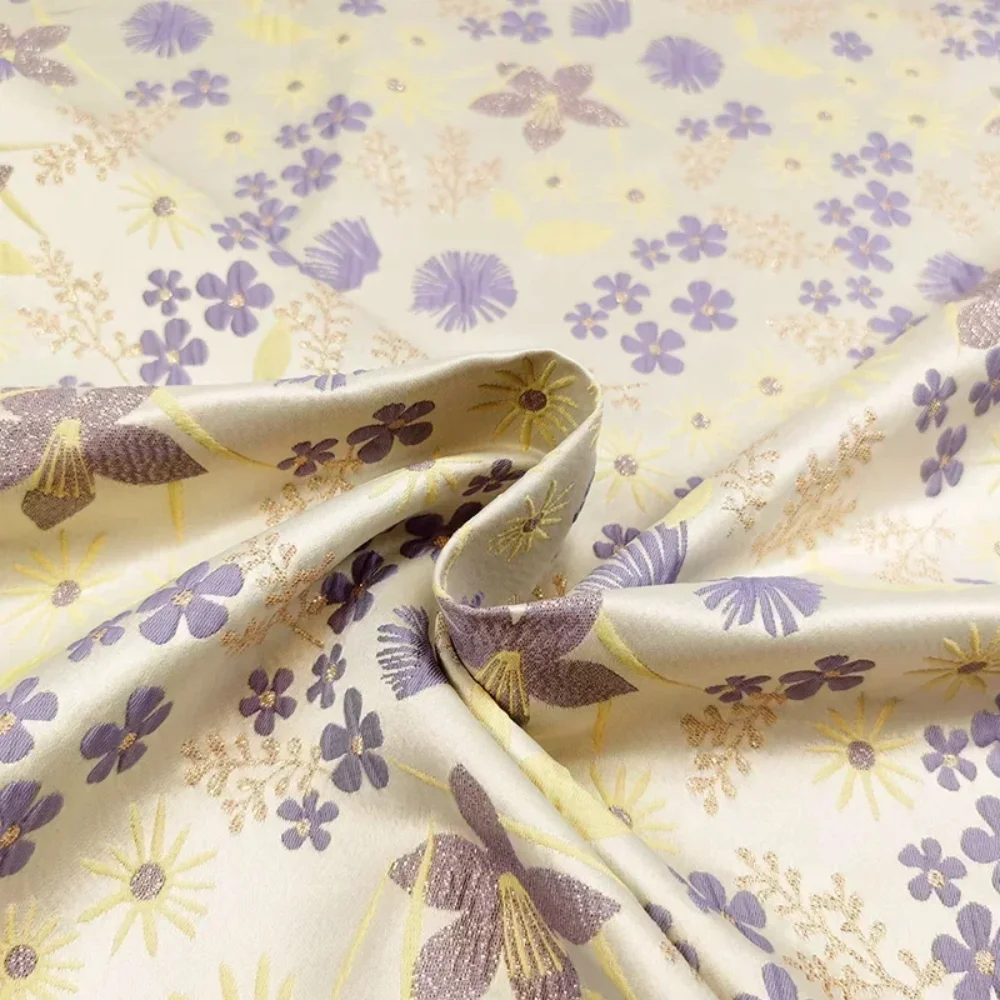 

Парчовая атласная ткань, окрашенная в пряже, маленький аромат, золотая шелковая жаккардовая ткань для платья, Cheongsam, сделай сам, шить на метр