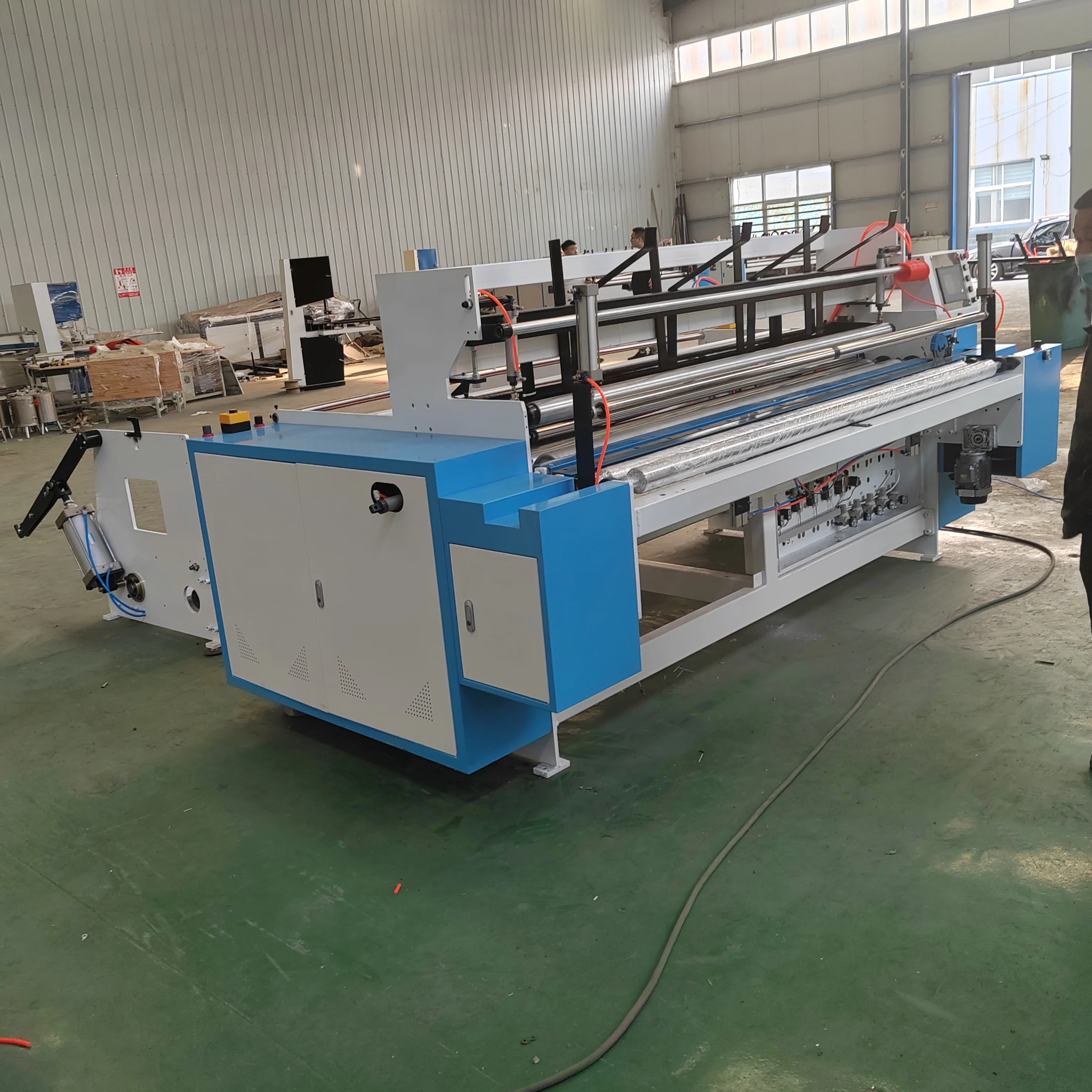 2200 Model Toilet Paper Roll Making Machine Kitchen Paper Processing Machine Roll Paper Rewinder