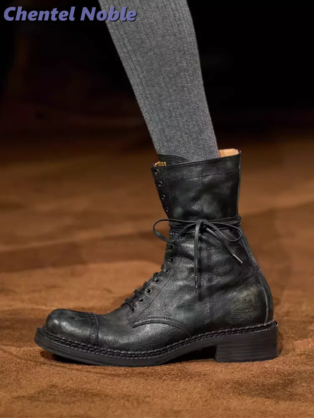 

Retro Round Toe Lace Up Ankle Boots Block Mid Heel Cross Strap Motorcycle Boots Women Shoes 2024 Spring Autumn New Black Solid