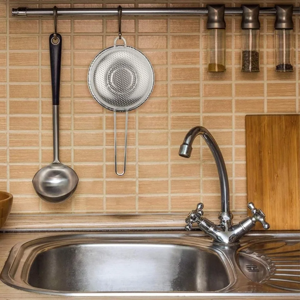 Wielofunkcyjne durszlaki ze stali nierdzewnej Łatwość użytkowania i wydajność do efektywnego przelania i ociekania w kuchni