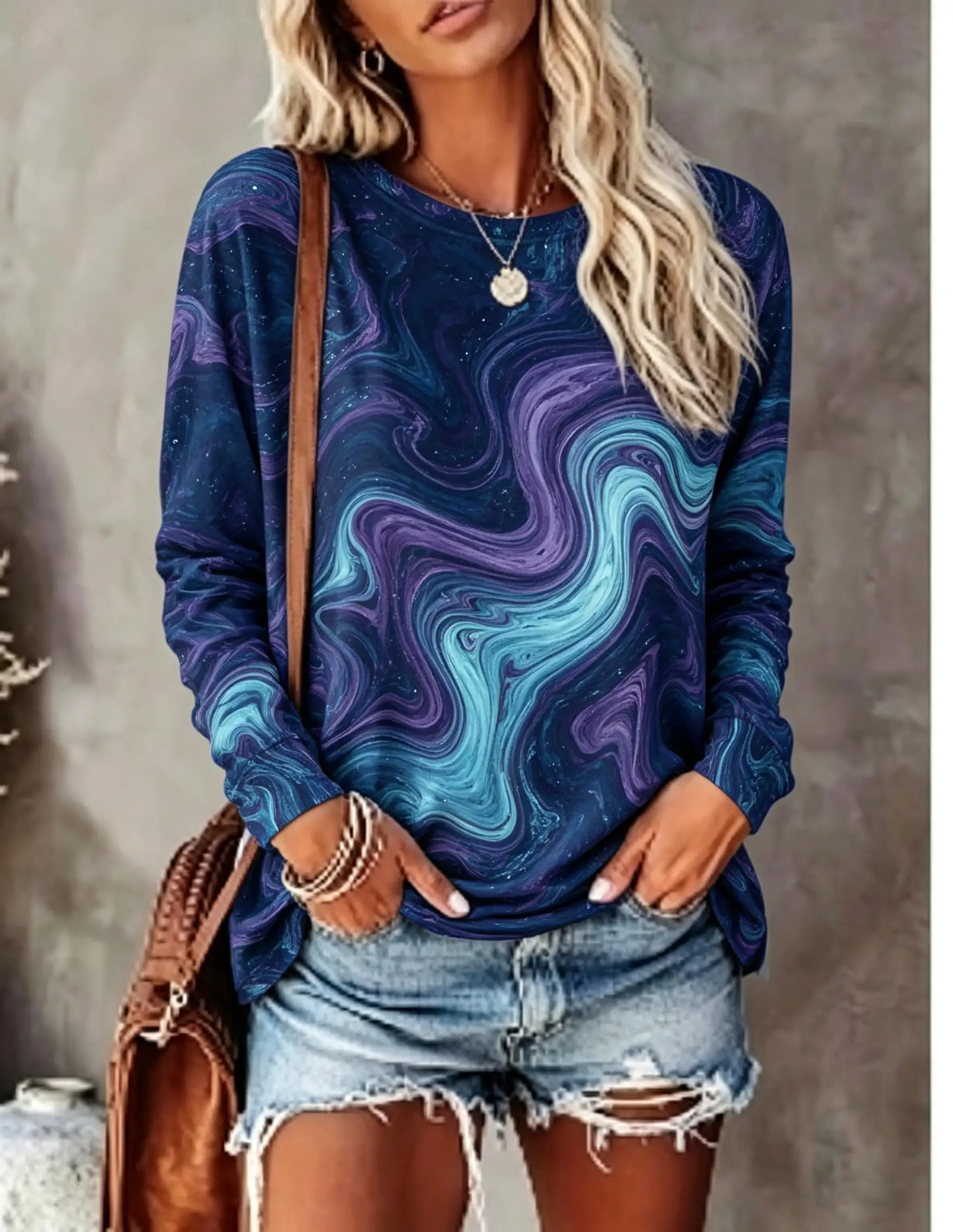 T-shirt à manches longues pour femmes, motif marbré bleu et violet, imprimé à l’encre liquide, col rond, haut décontracté pour l’automne.