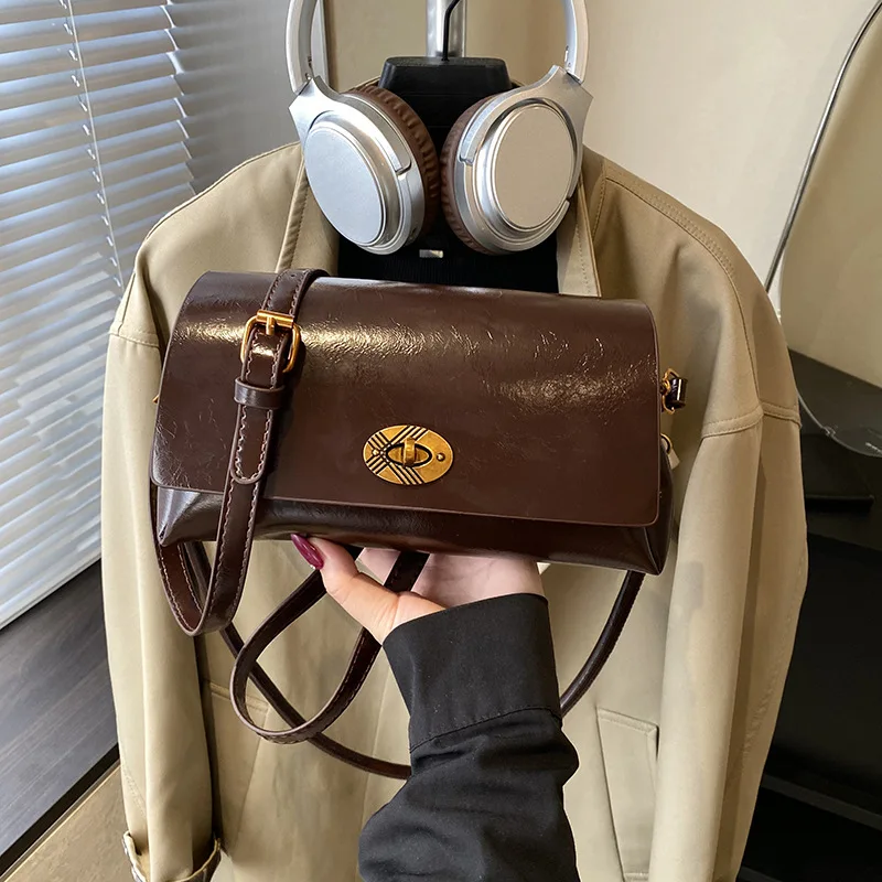 

2025 Vintage Square Shoulder Bag, Soft Leather Armpit Bag for Women, Chic Crossbody Purse for Everyday & Commute