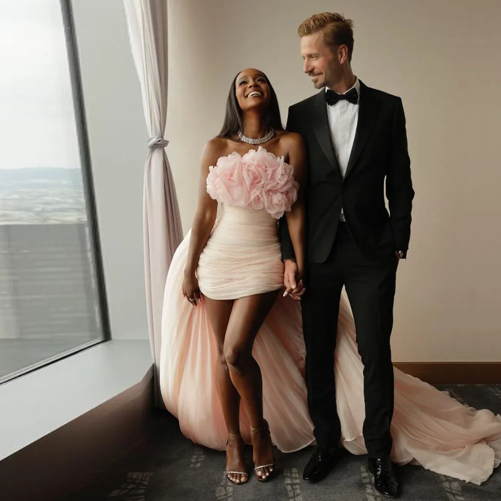 فساتين خطوبة مخصصة باللون الوردي الخوخي بدون حمالات غمد فستان حفل زفاف صغير مع تنورة صغيرة بطيات قطار قابلة للانفصال