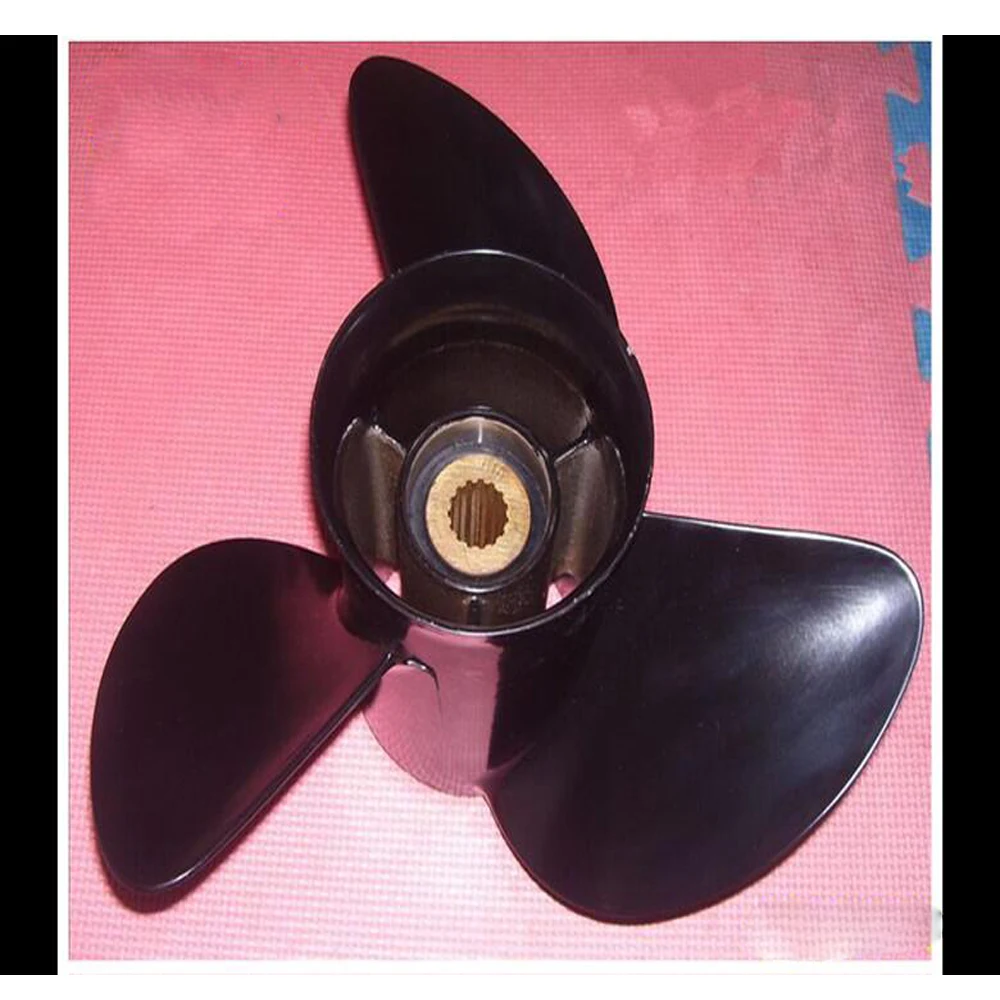 ใบพัดสแตนเลสสีดําสําหรับมอเตอร์นอกเรือ Yamaha 4 จังหวะ 150-225 หมายเลขรุ่น 133/4x19เอ็ม