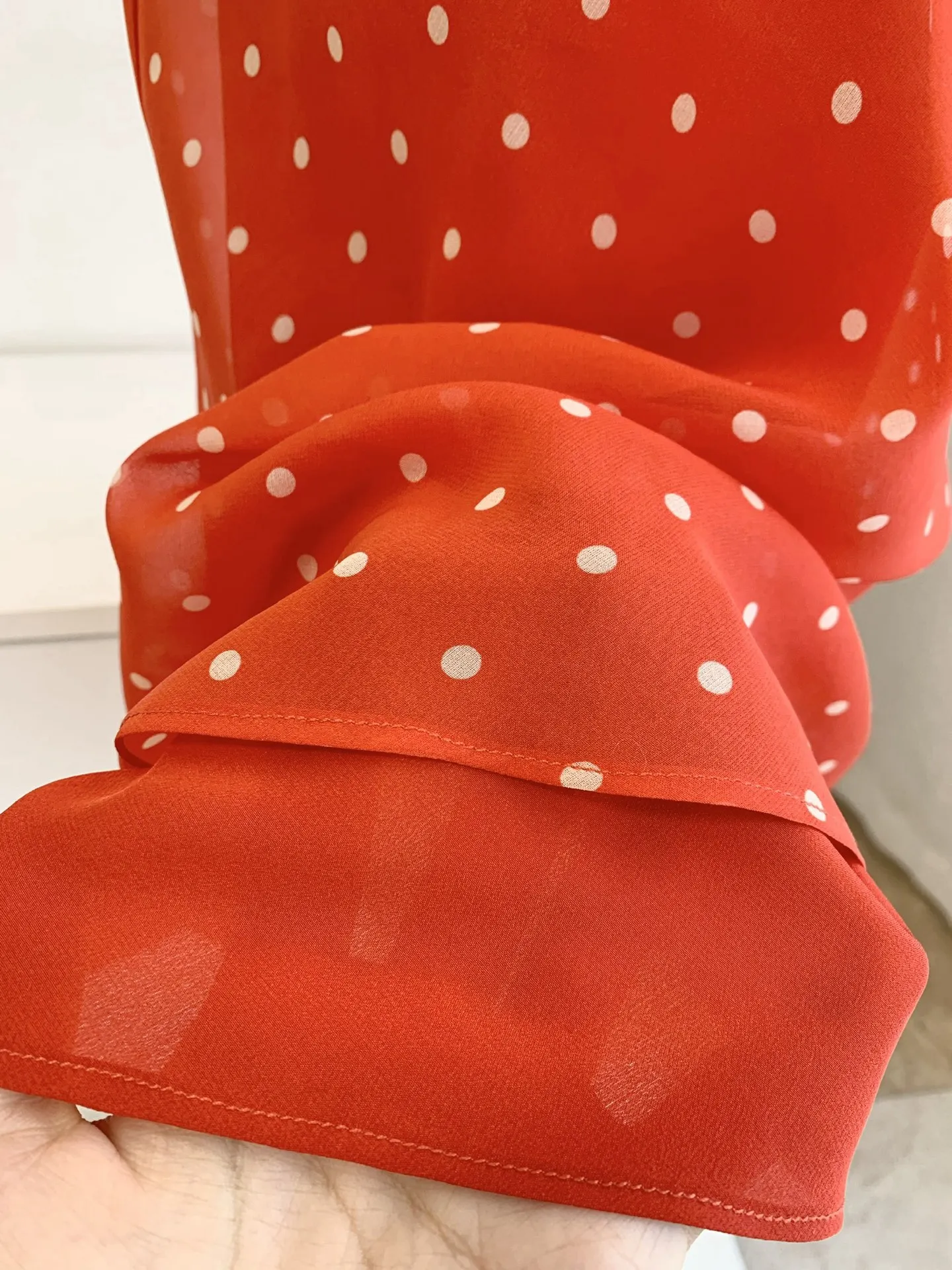 100% Silk Women Polka Dot Print Dress 3D Flower Decoration Halter V-Neck Backless High Waist Fashion Slim Red Midi Robe - view 5