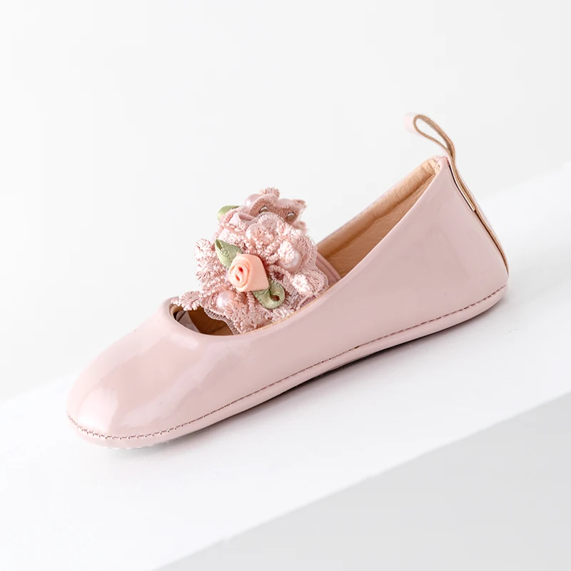 Zapatos Mary Jane para niña, calzado infantil de suela blanda, planos de PU de primera calidad, zapatos de cuna para primeros pasos con flores para fiesta