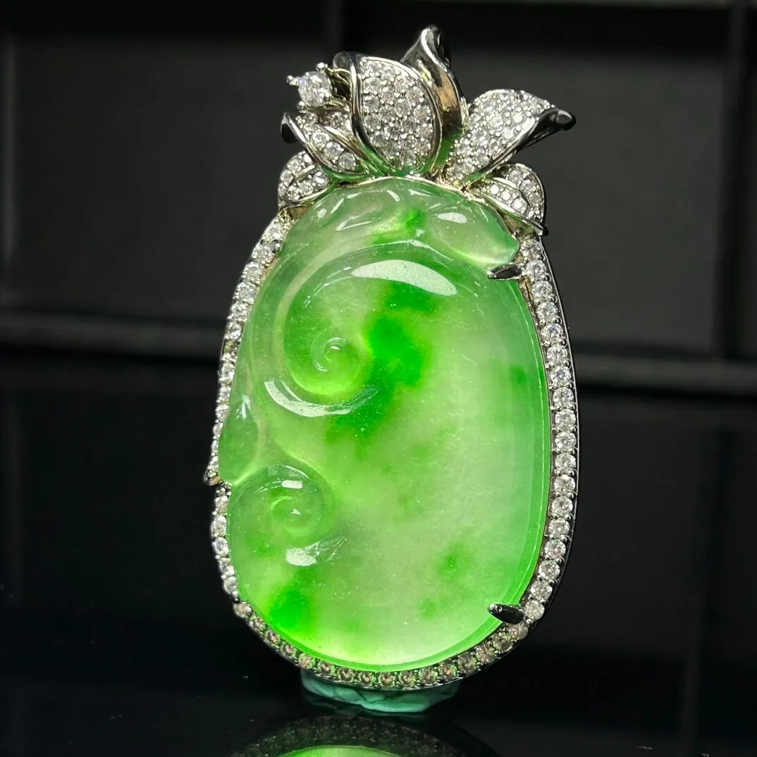 Certified Natural ice inlay Green jade Jadeite Carved RuYi Pendant & Necklaces Ruyi