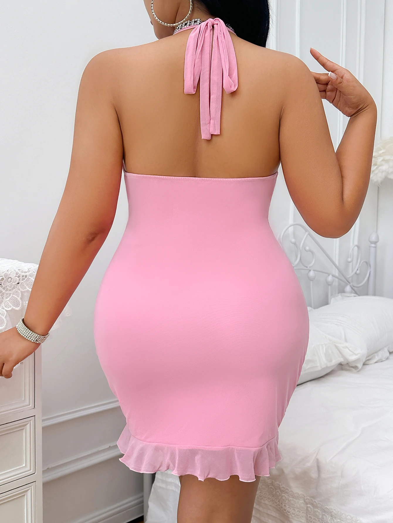Women's Sexy Hanging Neck, Chest, Back Tie, Backless Ruffle Edge Fashionable Hip Hugging Dress