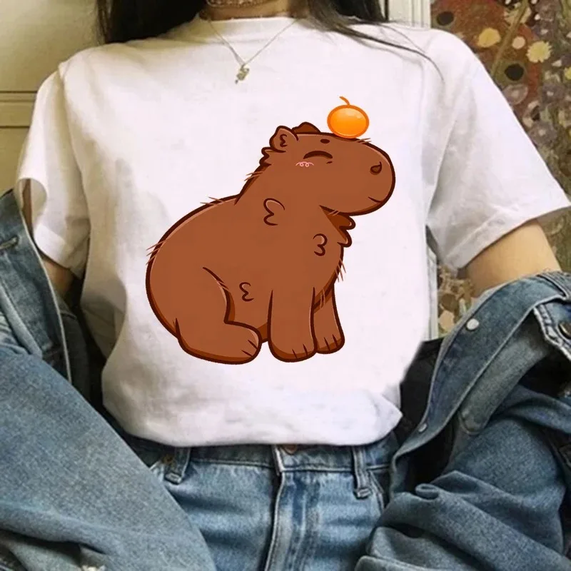 เสื้อยืดลายคาปิบาร่าน่ารัก ตลกๆ สำหรับผู้หญิง คาปิบาร่าน้ำชานมไข่มุก เสื้อยืดคาวาอี้ แฟชั่น Y2K ลายการ์ตูน แขนสั้น เสื้อยืดฤดูร้อน