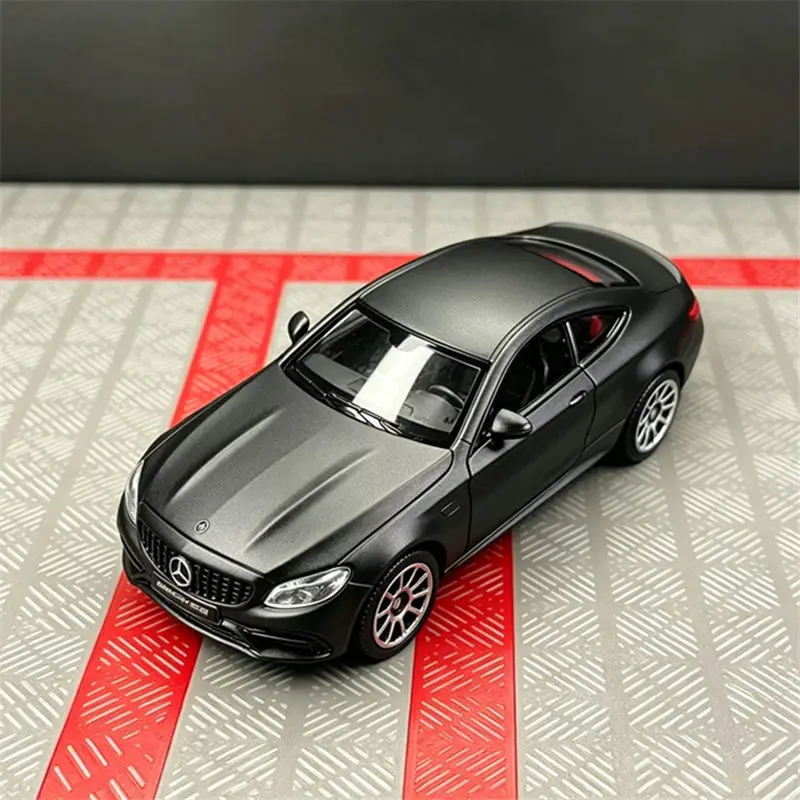 1:64 Mercedes-Benz C63S AMG Coupé Legierung Sportwagen Modell Druckguss Metall Rennfahrzeug Auto Modell Simulation Sammlung Kindergeschenk