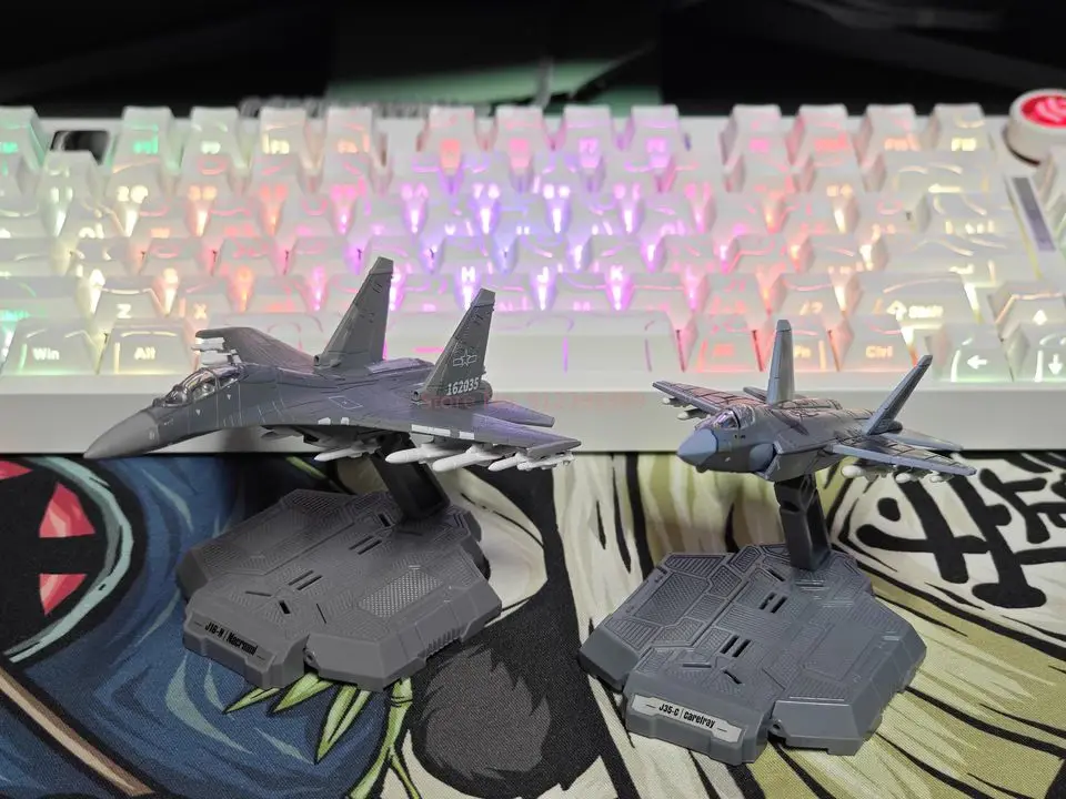 Transformatie Touchtoys Xiao Mini-serie J16-N J35-C 1/165 Carefray Xiao Yao Fighter Action Figure Robot