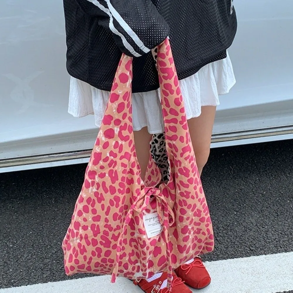 

Retro Polka Dots Shoulder Bag Large Capacity Casual Style Double-Sided Tote Bag Simple Design Leopard Printed Commuting Bag