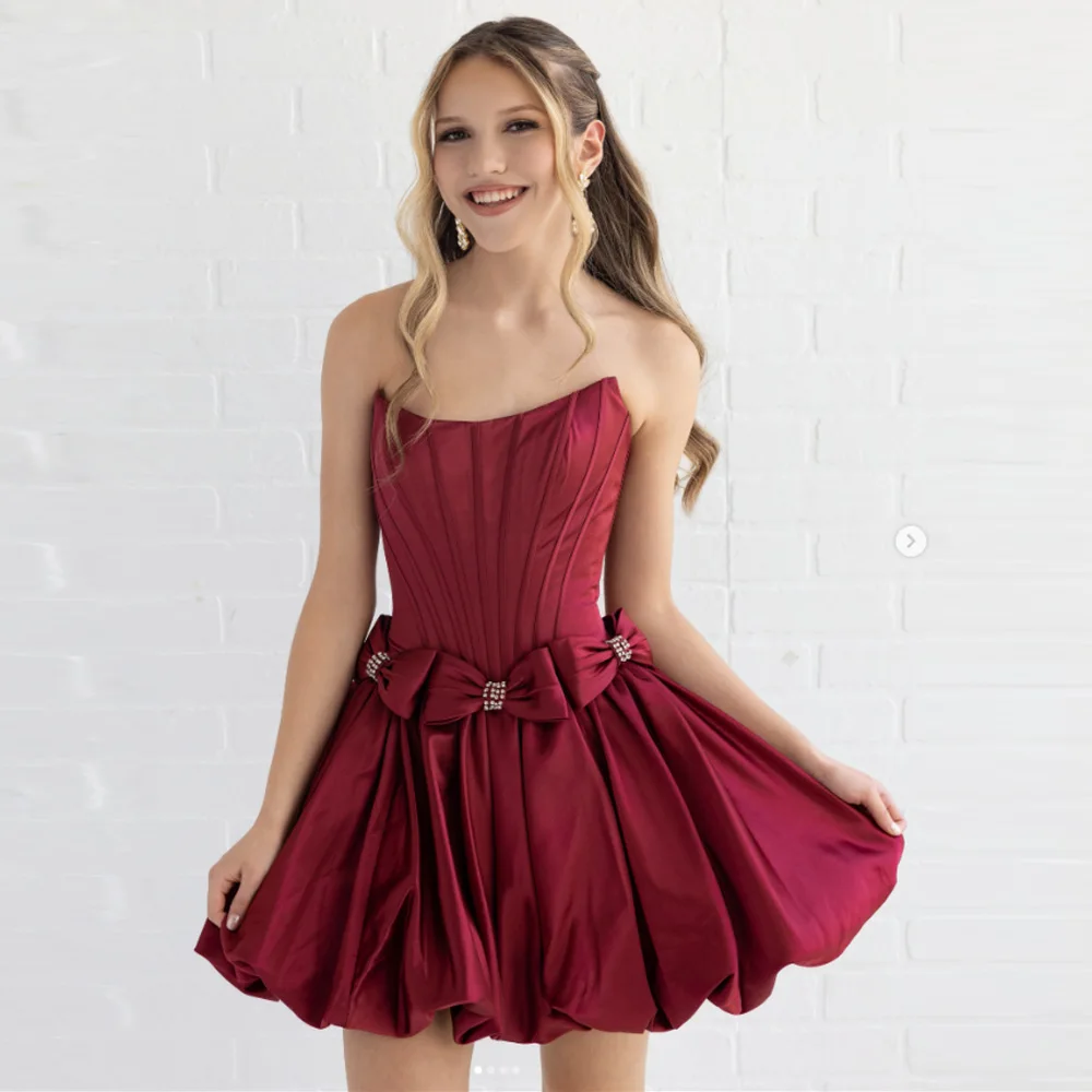 

Burgundy Satin Homecoming Dress Short for Girls Strapless Neckline Bowknot Mini Evening Dresses Prom Gowns