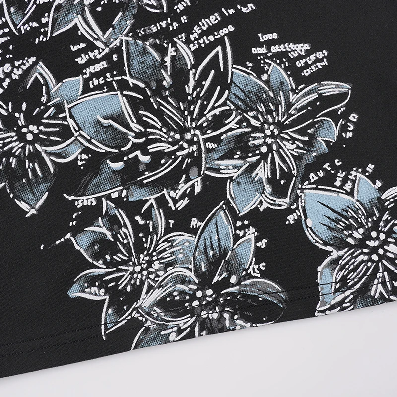 SUCHCUTE Vintage Grunge Y2K Top für Damen, Wickel-Design, V-Ausschnitt, Blauer Kontrast-Blumendruck, Schulterriemen zum Binden, Schmal geschnittenes Langarmshirt für Ausgehzwecke – Detail 7