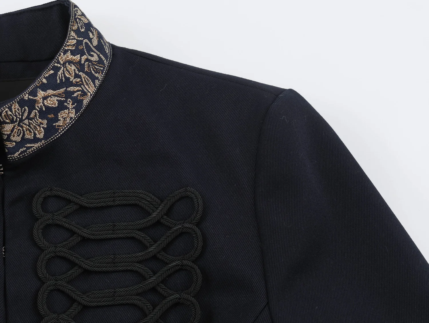 Damen Herbstmode, bestickte Jacken, elegante Jacken mit Stehkragen und Knöpfen, schwarze Jacken, Freizeitjacken, langärmelige Vintage-Napoleon-Jacken. – Detail 6