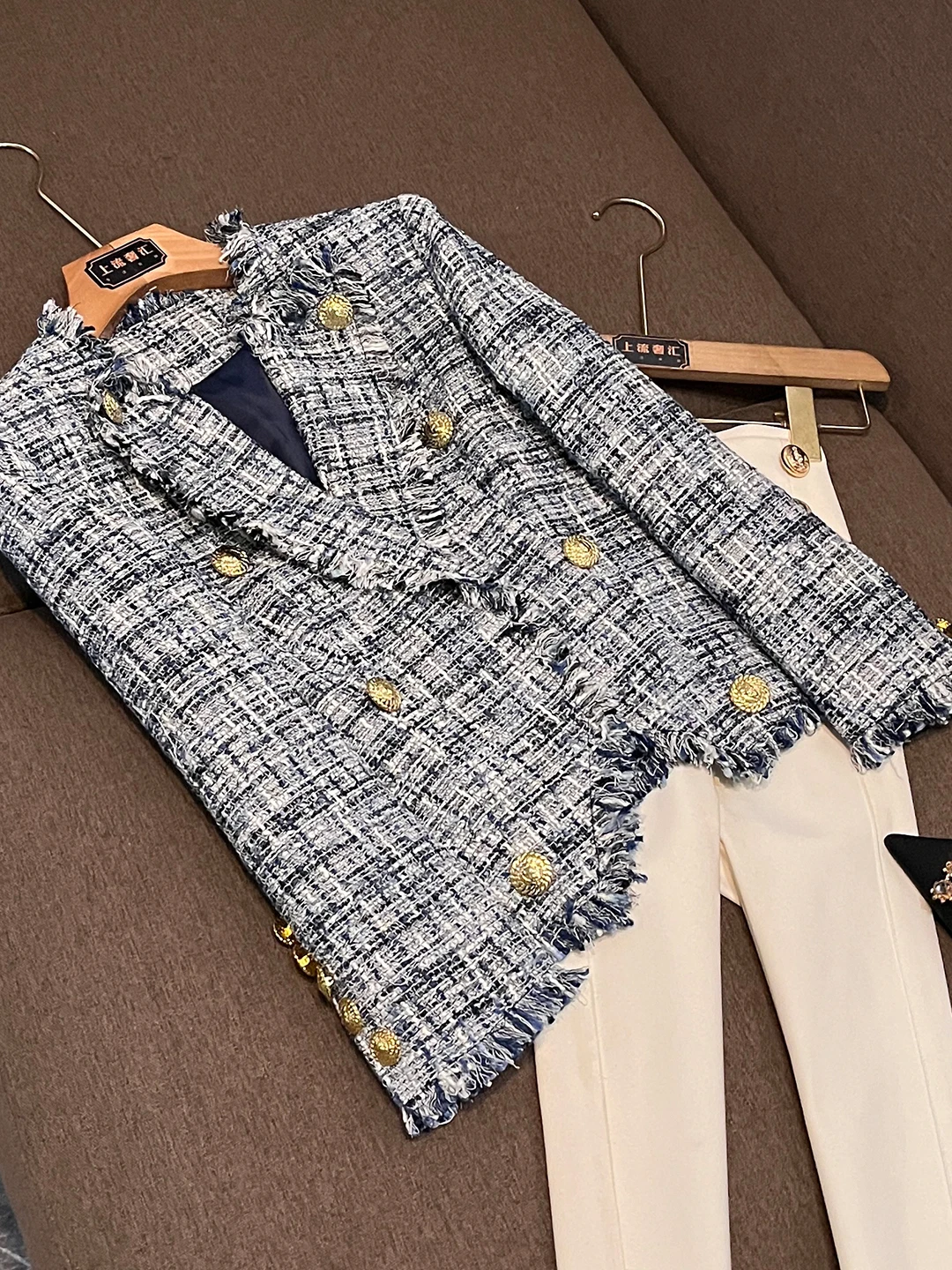 

Ele Faionable Women's Suit Jaet Winter New Arrival Luxury Flounce Trim Button Decorated Polyester Fiber Long Sve