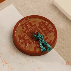 Cast Iron Paperweight Student Metal Paperweight Ornament Calligraphy Paperweight Creative Retro Modern Desktop Decoration