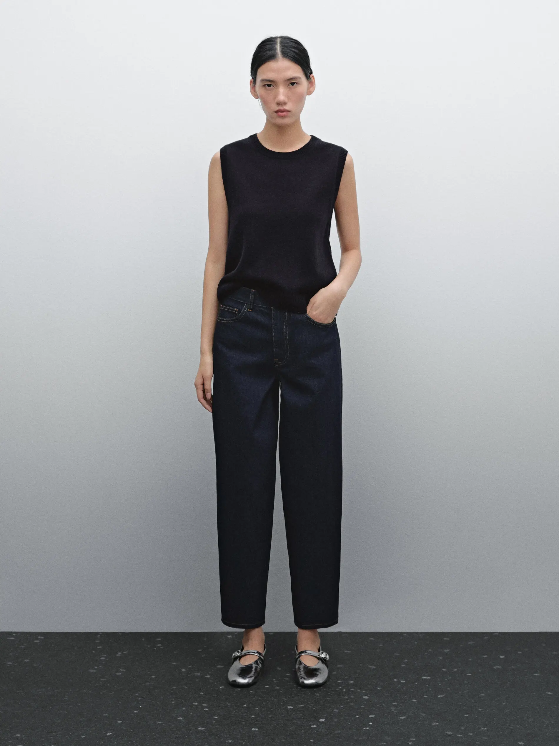 

Ethereal MD 2025 massidutti summer new style of Round-neck simple and fashionable sleeveless sweater knitted vest