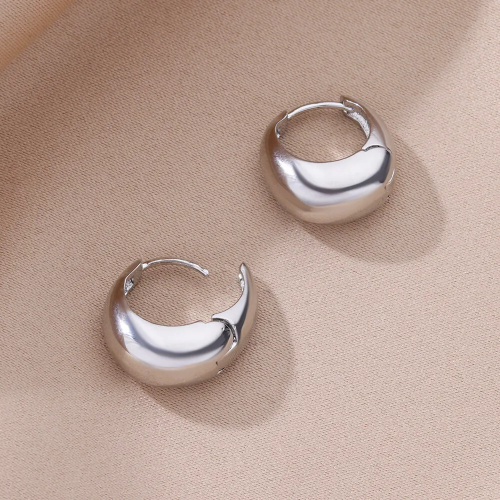 boucles d'oreilles percées grands anneaux créoles argent effet diamant