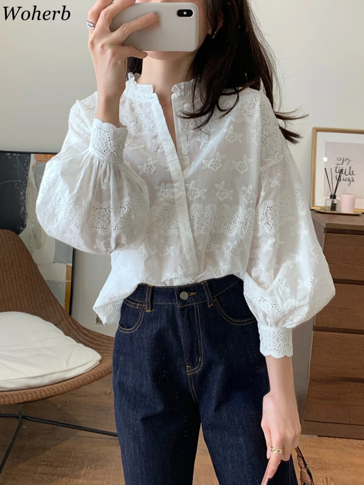 2024 Camisas De Mujer Lantern Sleeve Loose Shirts Embroidery Hollow Out Flower Blouses Fashion Vintage Single Breasted Blouse