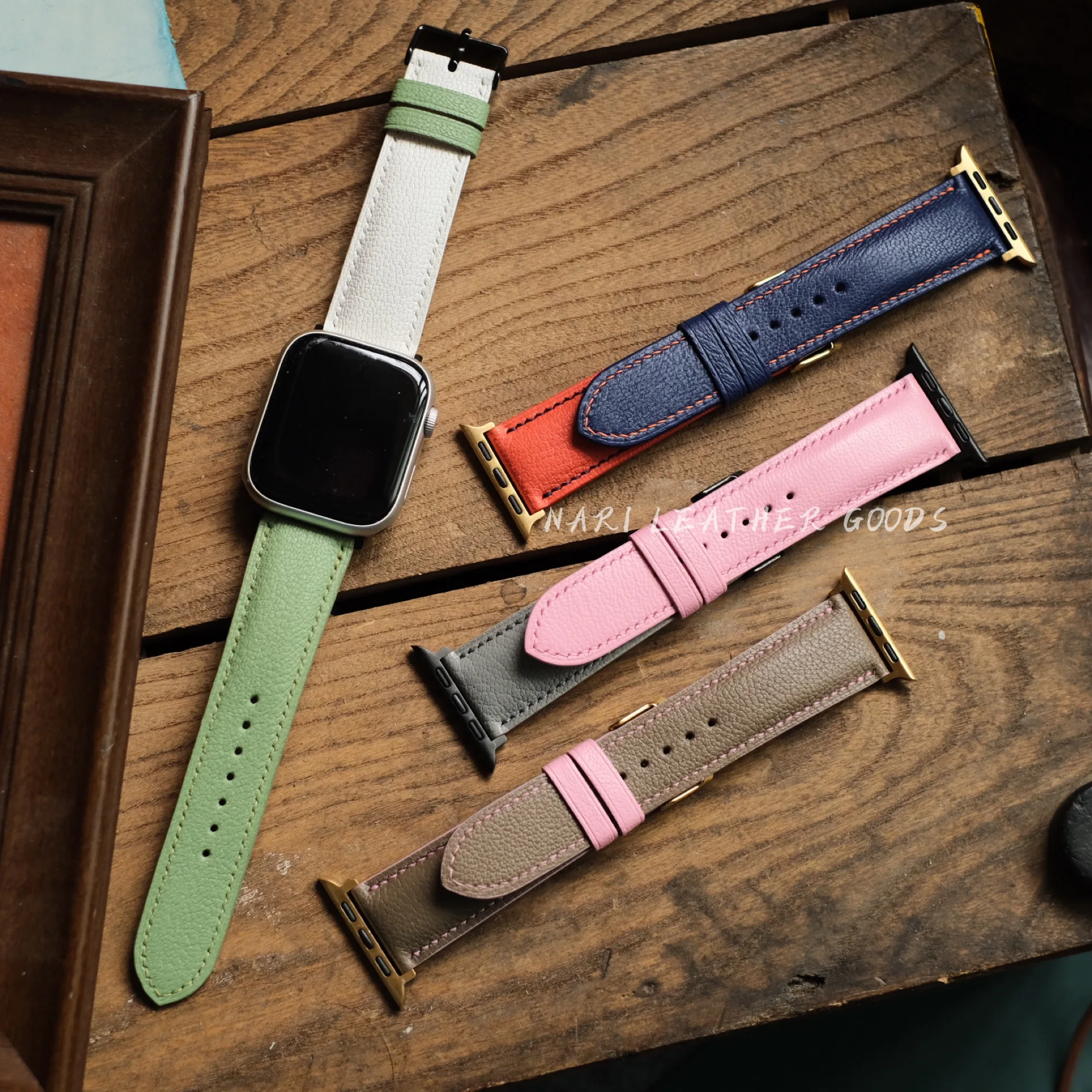 

For iwatch leather strap imported from France sheepskin handmade can be patchwork color.