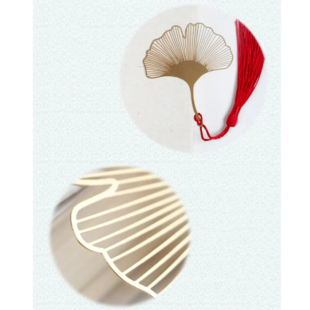 Creative Brass Metal Bookmarks Vintage Electroplated Ginkgo Leaves Pattern Random Tassel Color Suitable for Stationery Gifts