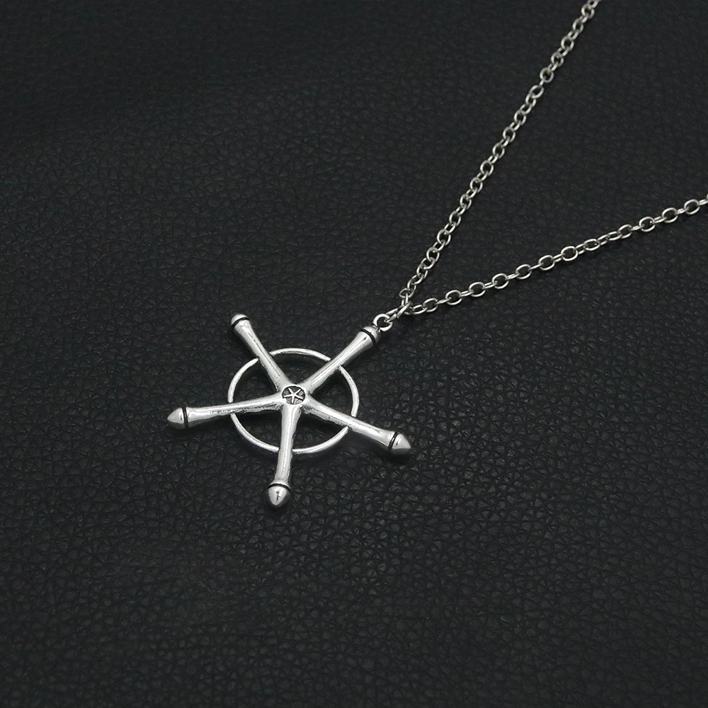 Anime Bleach Quincy Ishida Uryuu Necklace Cosplay Alloy Choker Chain Ginrei Gojiaku Amulet Pendant Necklace Jewelry Accessories image 3