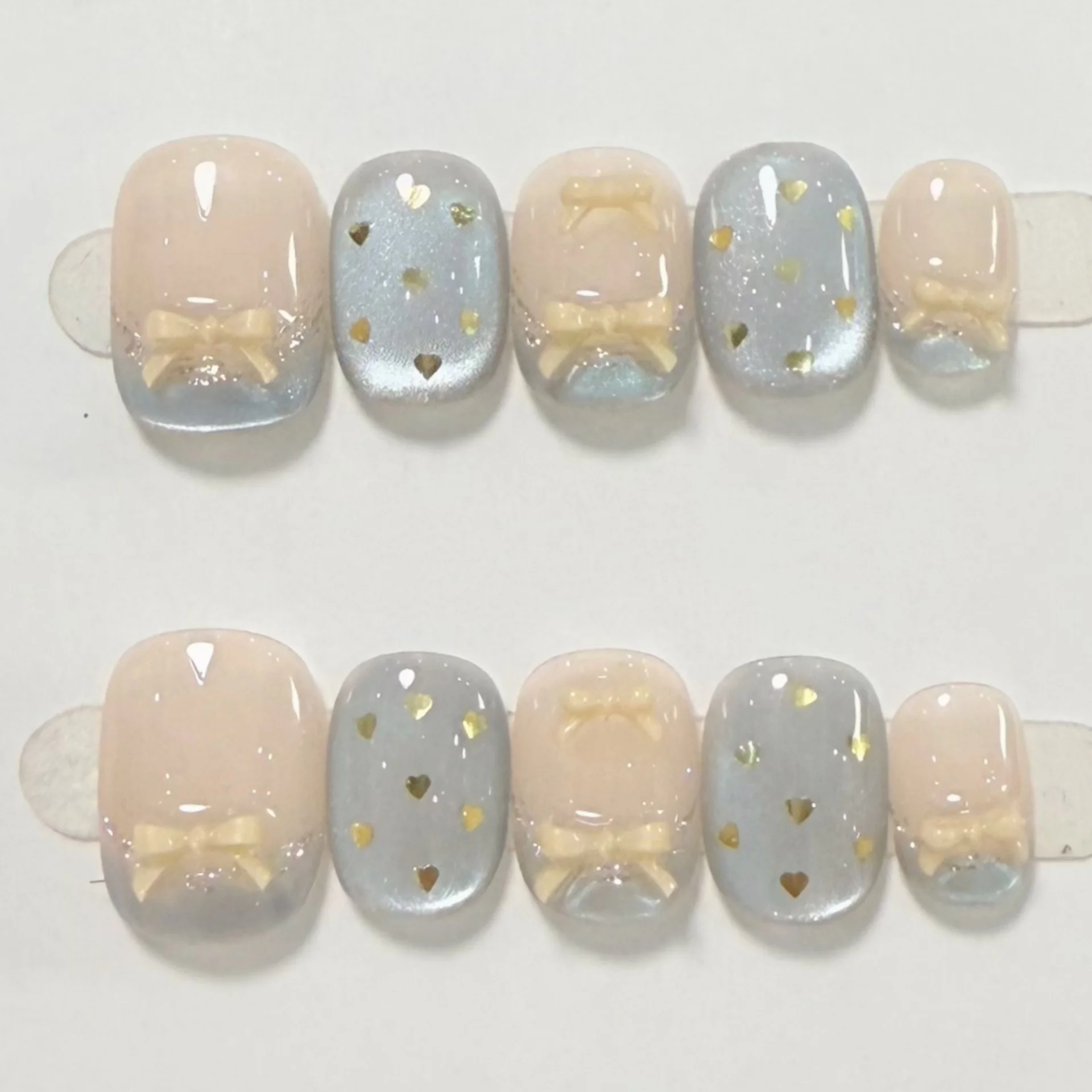 10個入り ショートスクエアラウンド ハンドメイド フェイクネイルアート レッドグリッター キャッツアイネイルセット 付け爪 リボンデザイン 付け爪チップ 完成品