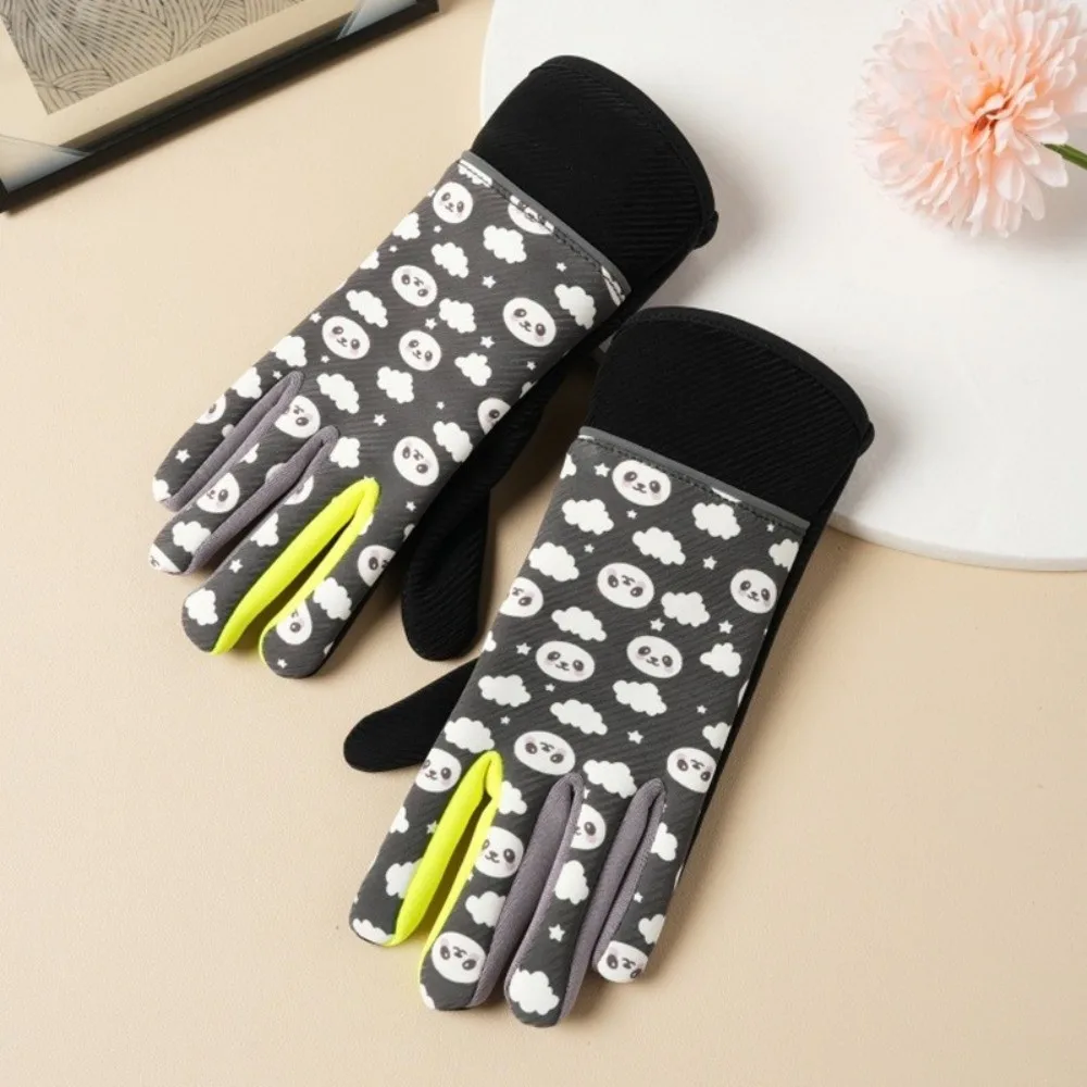 New Panda Print Winter Gloves Windproof Warm Children Gloves Waterproof Elastic Wrist Warm Mittens Cold Weather Wear