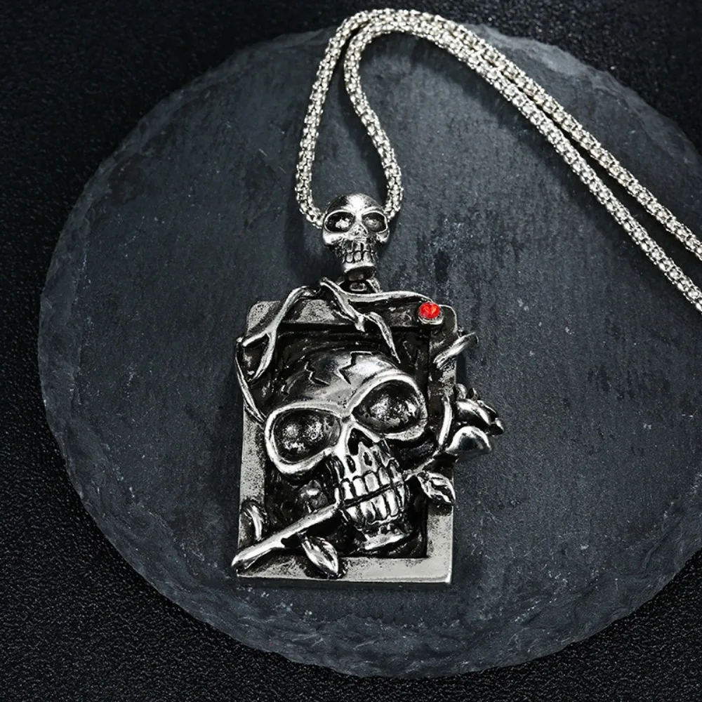 

New Trend Rock Party Hip-hop Party Three-dimensional Skull Rose Bully Men Exaggerated Long Necklace Pendant Valentine's Day Gift