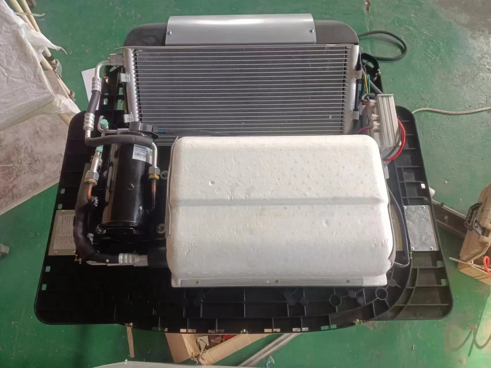 Rooftop Parking Air Conditioner Inverter Electric Battery Cooler Sleeper 24V For Truck RV Camper Caravan Bus Cab Car