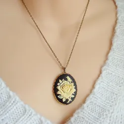 Gothic White Rose Cameo Necklace For woman Fashion Victorian Wedding Jewelry Accessories Vintage Rose Cameo Choker Gift For Her