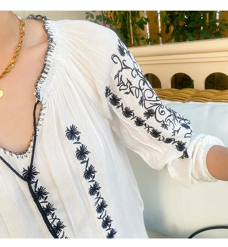 GypsyLady Boho Embroidery Chic Blouse Shirt White Stylish Vintage Rayon Tassels Sexy Ladies Blouse Holiday Women Casual Tops New