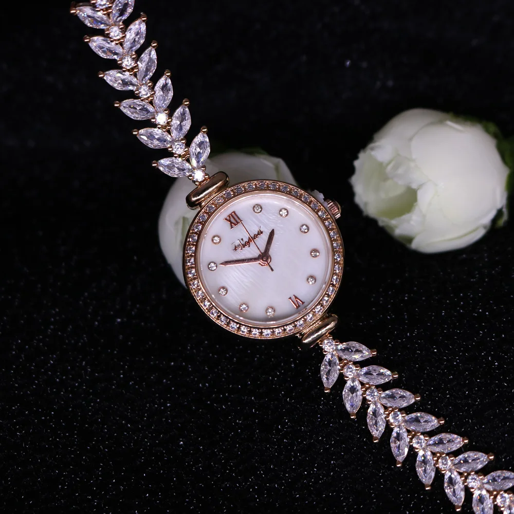 Royal Crown-reloj de cuarzo japonés para mujer, pulsera de cristal con ajuste de garra, caja de regalo de lujo