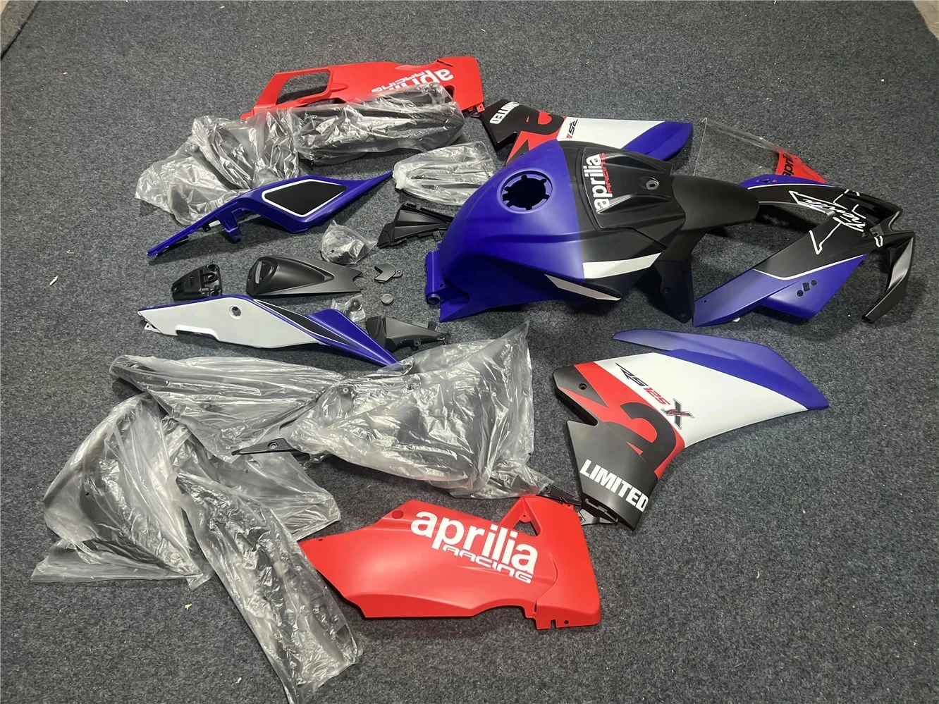 Novo kit de carenagens apto para aprilia rs4 50 125 rs125 2012 2013 2014 2015 2016 2017 2018 rs125 12 13 14 15 16 conjunto carroçaria preto vermelho