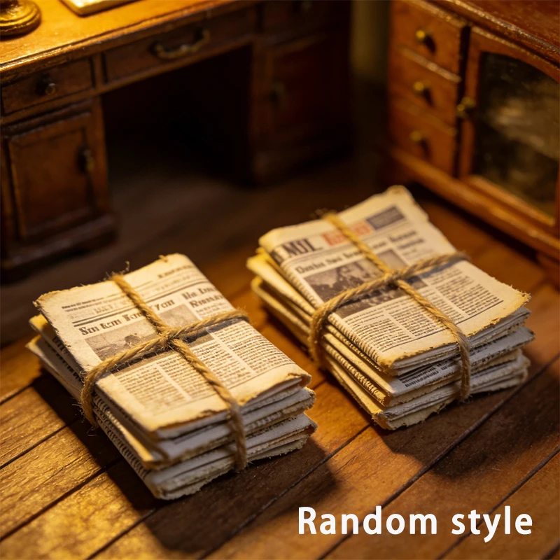 

2 Bundles Miniature Newspapers Model Simulation Retro Magazines For DIY Dollhouse Decor Accessories Diorama Random Color Style