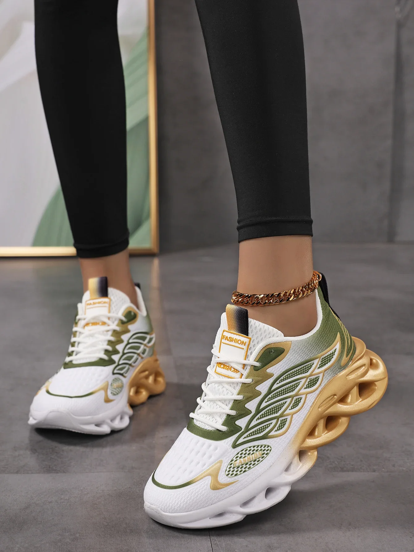 

Pop Women Sneakers Breathable Fashion Running Shoes Comfortable Casual Shoes Unisex