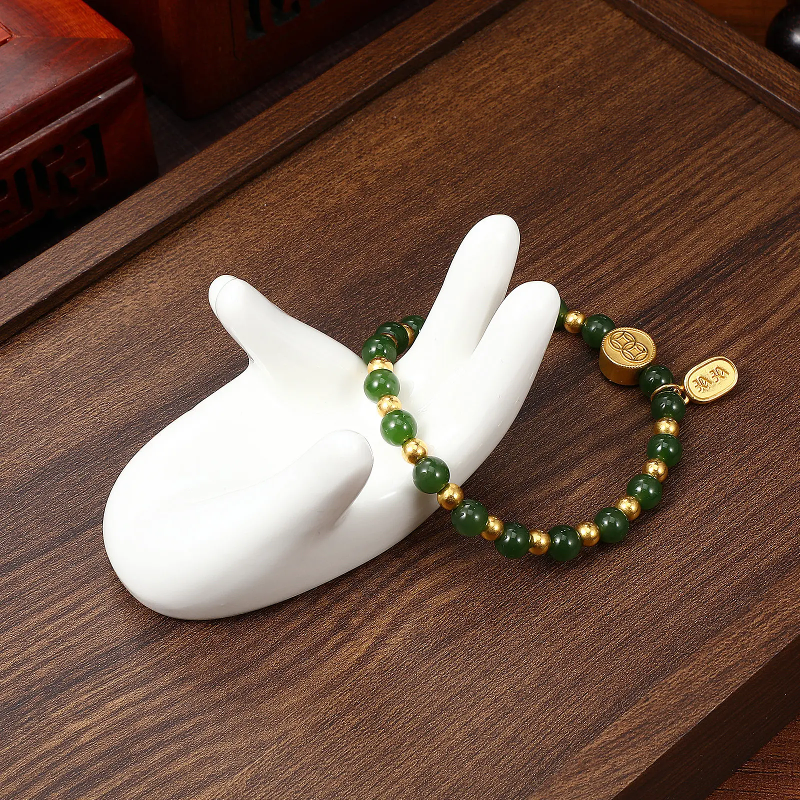

1Pcs Artisan Crafted Ceramic Hand Jewelry Display Stand Elegant Home Decor Desktop Ornament Photography Prop Jewelry Tray Gift