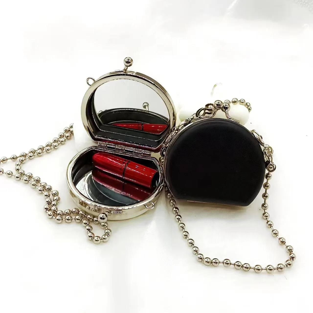 New Mirror powder Bag Cute Lipstick Pack Metal Mirror Mini Decorative Bag Fashion Makeup Box One Shoulder Crossbody Bag Female