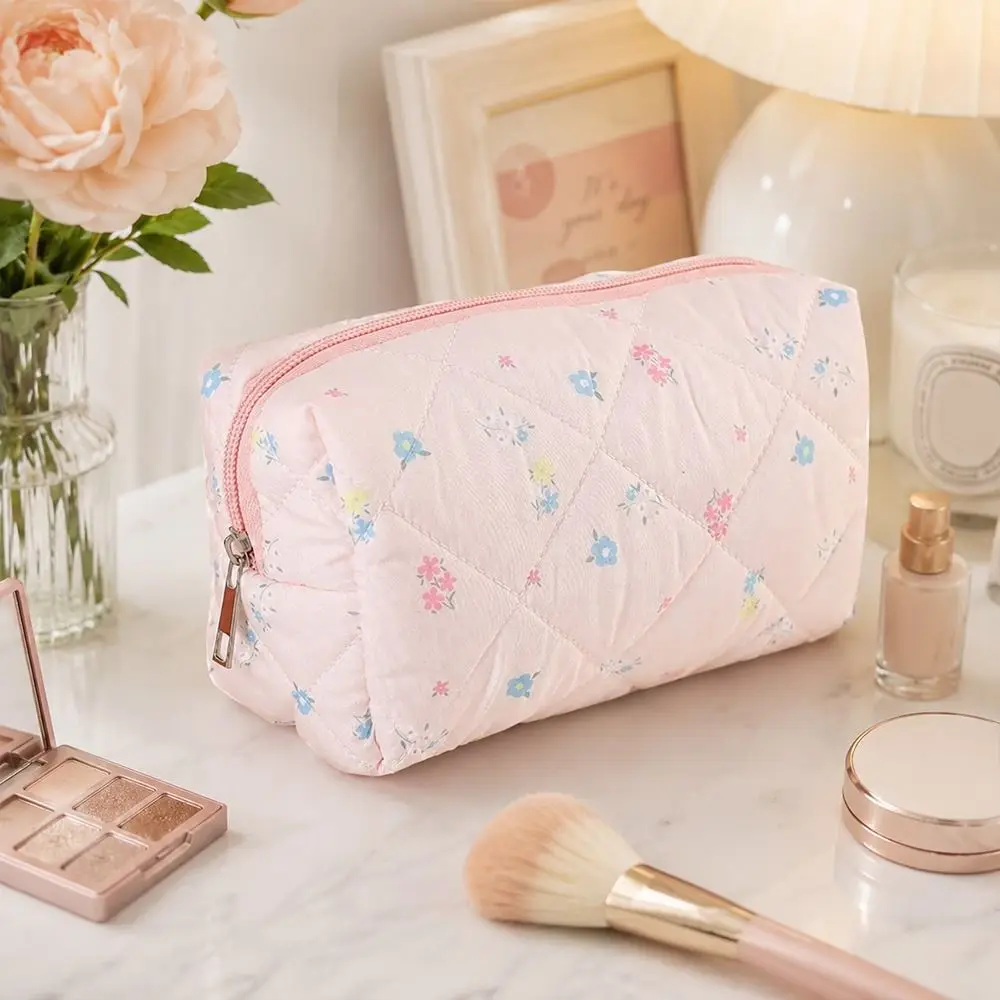 Durable Soft Cotton Makeup Bag Quilted Floral Print Large Capacity Cosmetic Pouch Toiletry Bag Home & Travel