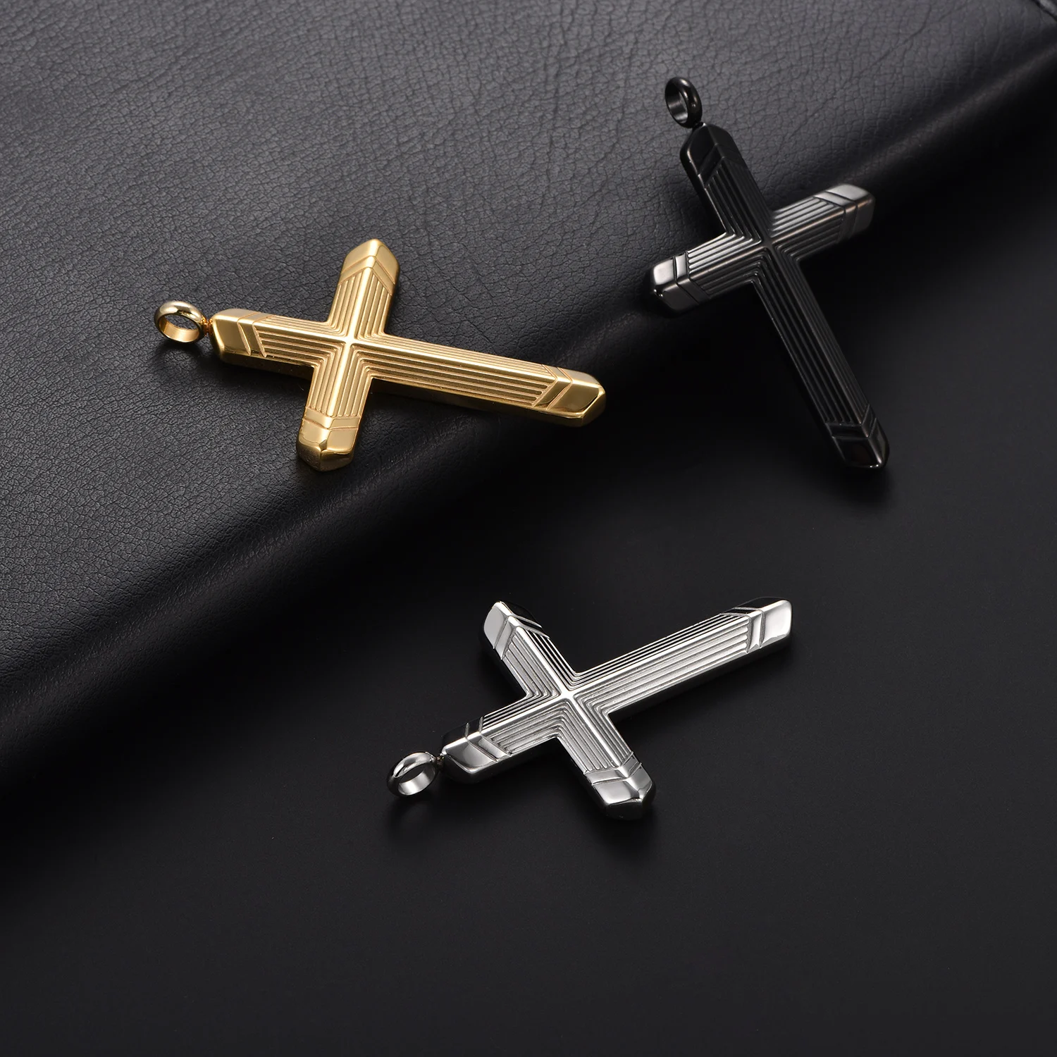Kreuz-Halskette Anhänger Kette Schmuckzubehör in Gold- und Silberfarbe für Männer und Jungen aus Edelstahl – Detail 1