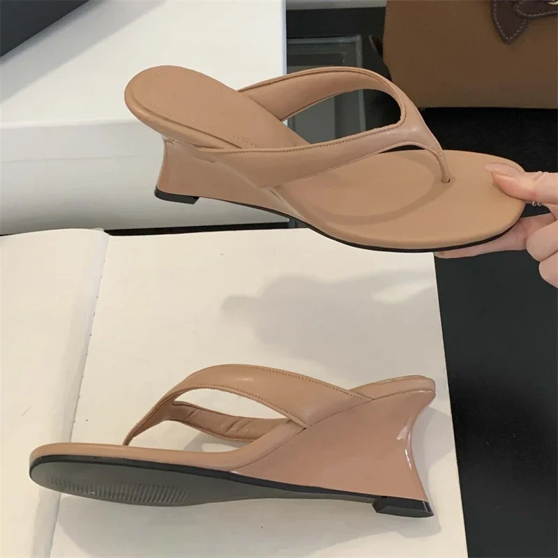 

2025 Fashion Square Clip Toe Platform Wedges Women Slippers Summer High Heels Flip Flops Ladies Shoes