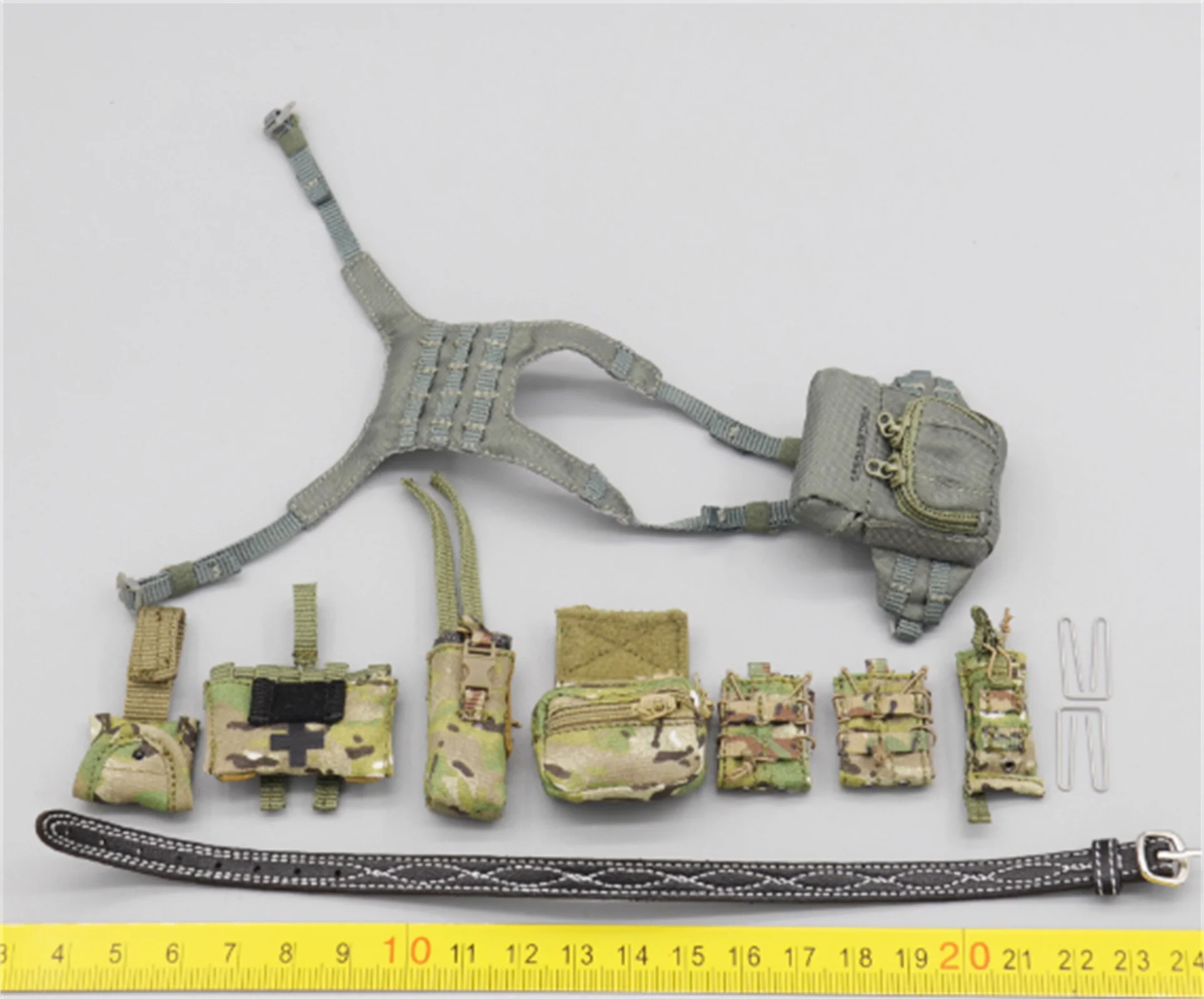 ES 26065SC Zestaw zawieszony na klatce piersiowej dla żołnierza w skali 1/6, model dla 12-calowych amerykańskich mundurów wojskowych CAG, pasuje do 12-calowych figurek akcji żołnierzy, zabawki