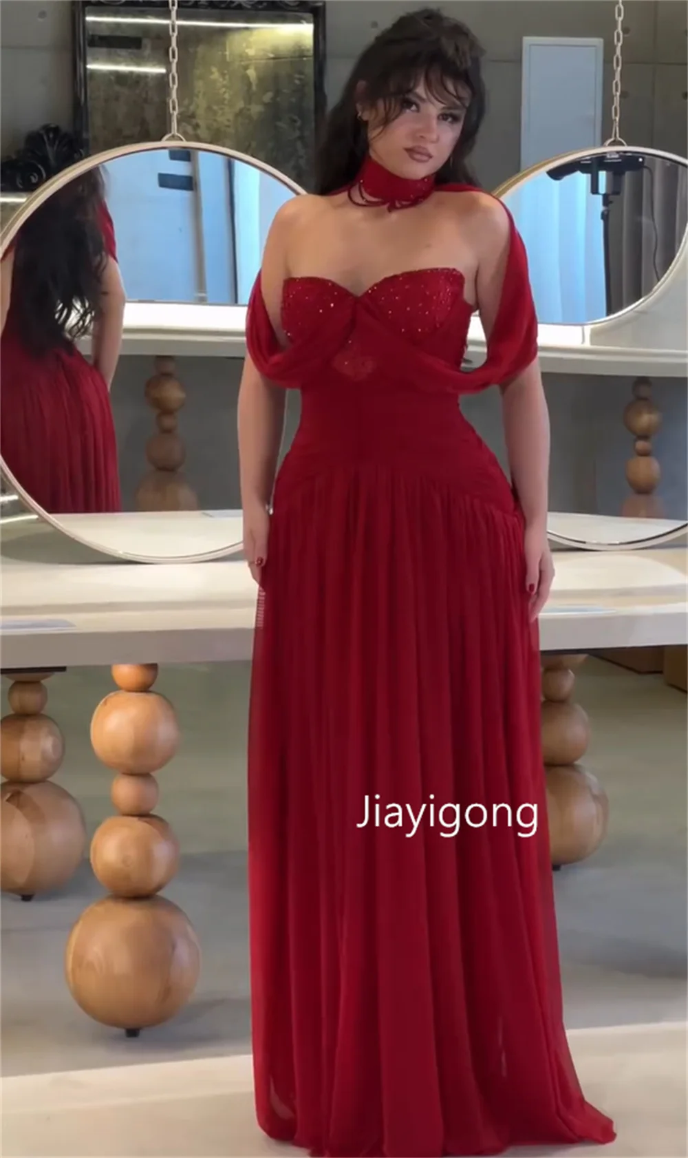 Aangepaste prachtige chiffon plooi lovertjes a-lijn lieverd lange jurken quinceanera op maat gemaakte gelegenheid hoge kwaliteit