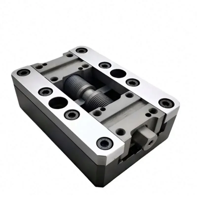 

TEBAK Center Concentric Flat-Nose Pliers High-Precision Four Turn Table Fixture Self-Centering Vise Machining