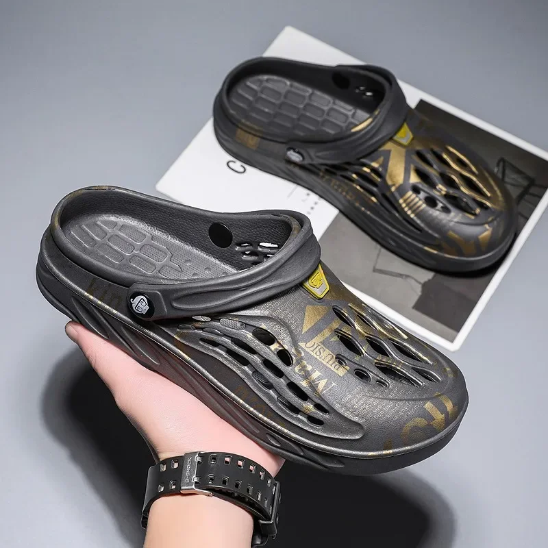 2024 Summer plus-size beach Men\'s slippers Sandals Casual shoes Fashion comfortable soft slippers