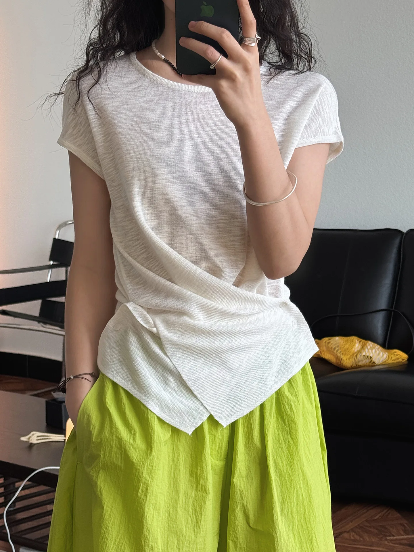 T-shirt slim fit a maniche corte girocollo tinta unita casual da donna primaverile ed estiva