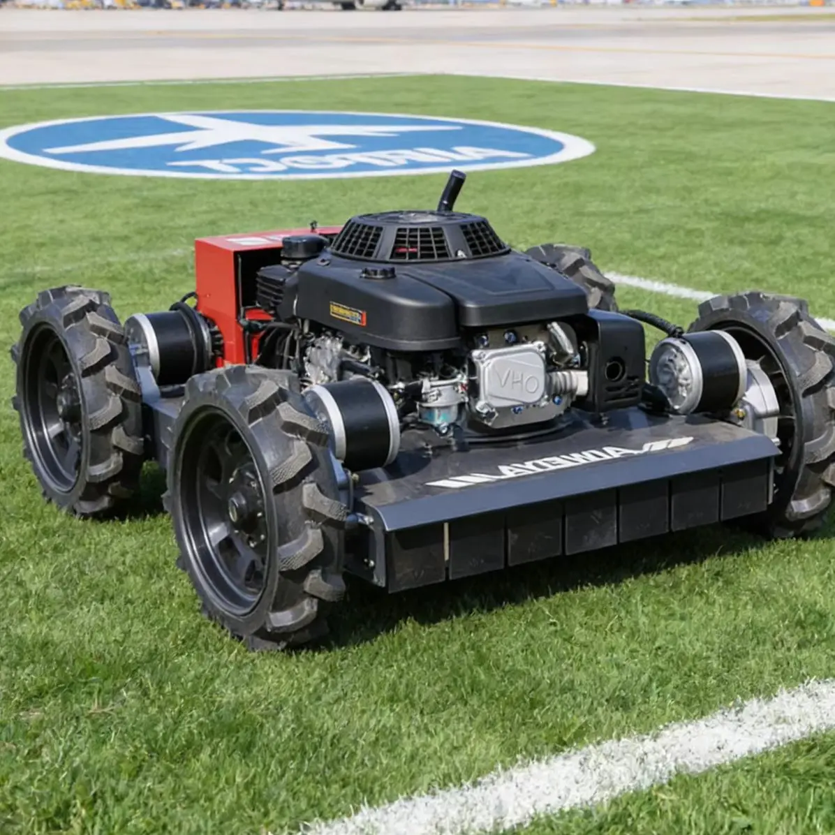 

Customized Fast Heat Dissipation Remote Control Lawn Mower Good Heat Dissipation System Avoid Overheating After Long Working fla